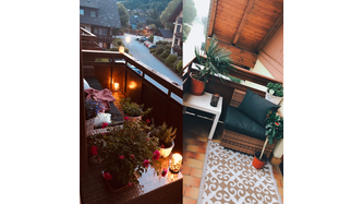 Chill Lounge 
Die etwas anderen Balkonblumen - meine kleine Wohlfühloase mit den grünen Balkonblumen